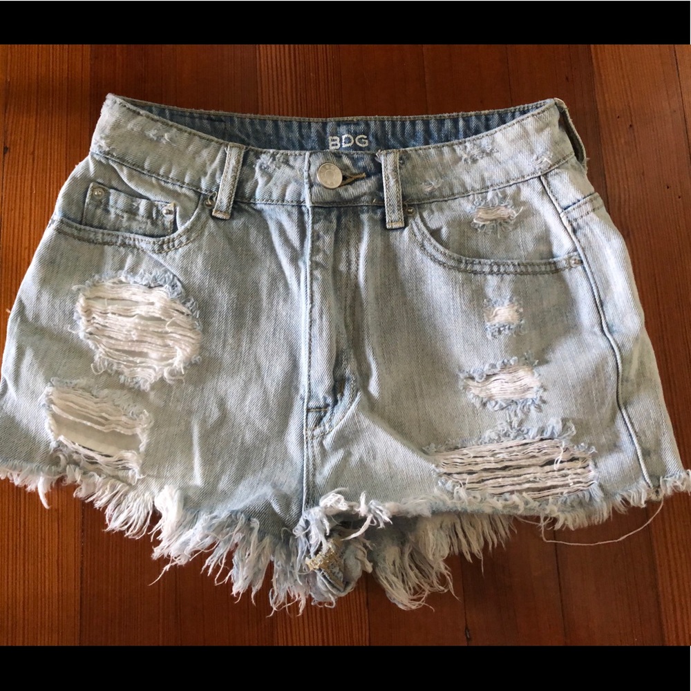 BDG light wash distressed jean shorts